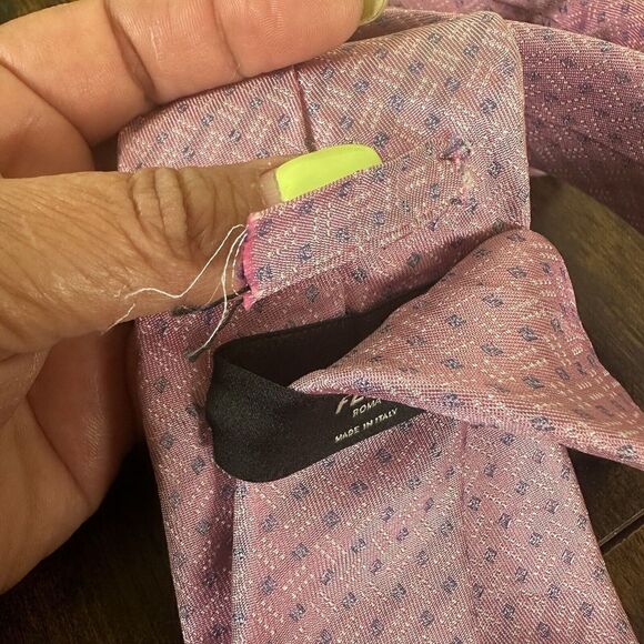 Fendi Tie 100% Silk FF Logo Pink Made In Italy - Picture 6 of 10